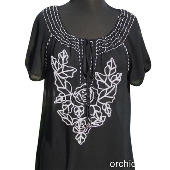 Cache Peasant Tunic Boho Embroidery Embellished Silk Top New Key Hole NWT $138 - Picture 2 of 4